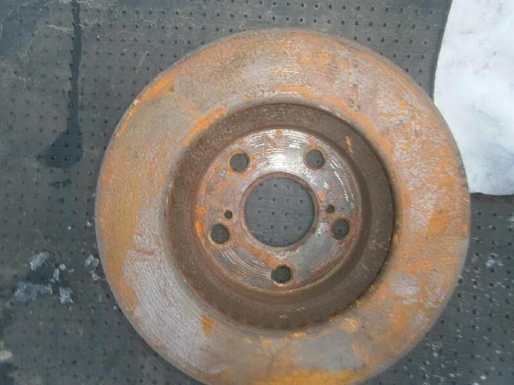 Тормозной диск Тойота Приус в Ленске 65169