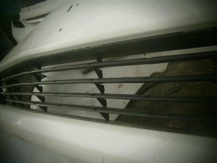 Решетка радиатора Тойота Приус в Ленске 72763