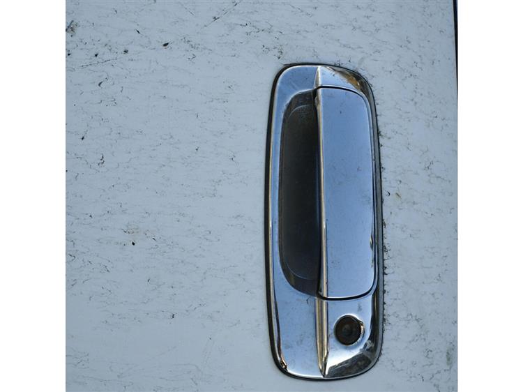 Дверь Тойота Краун в Ленске 94144